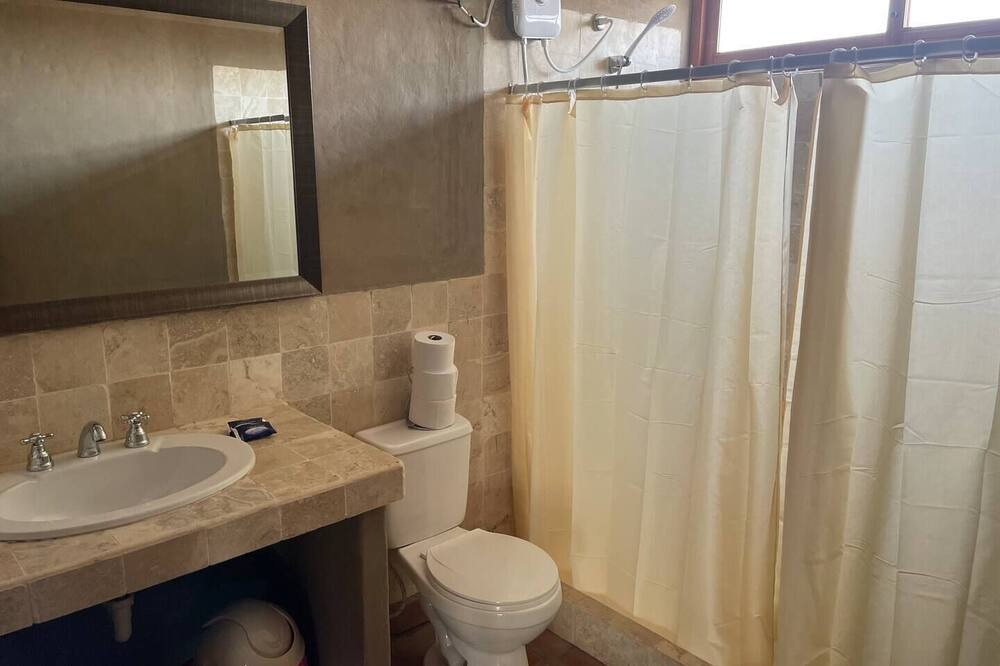 Photo of Bathroom in Chincha Province