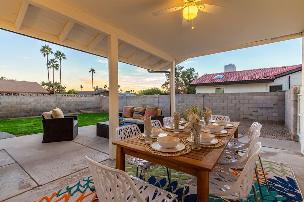 Photo of Patio Balcony in North Mountain