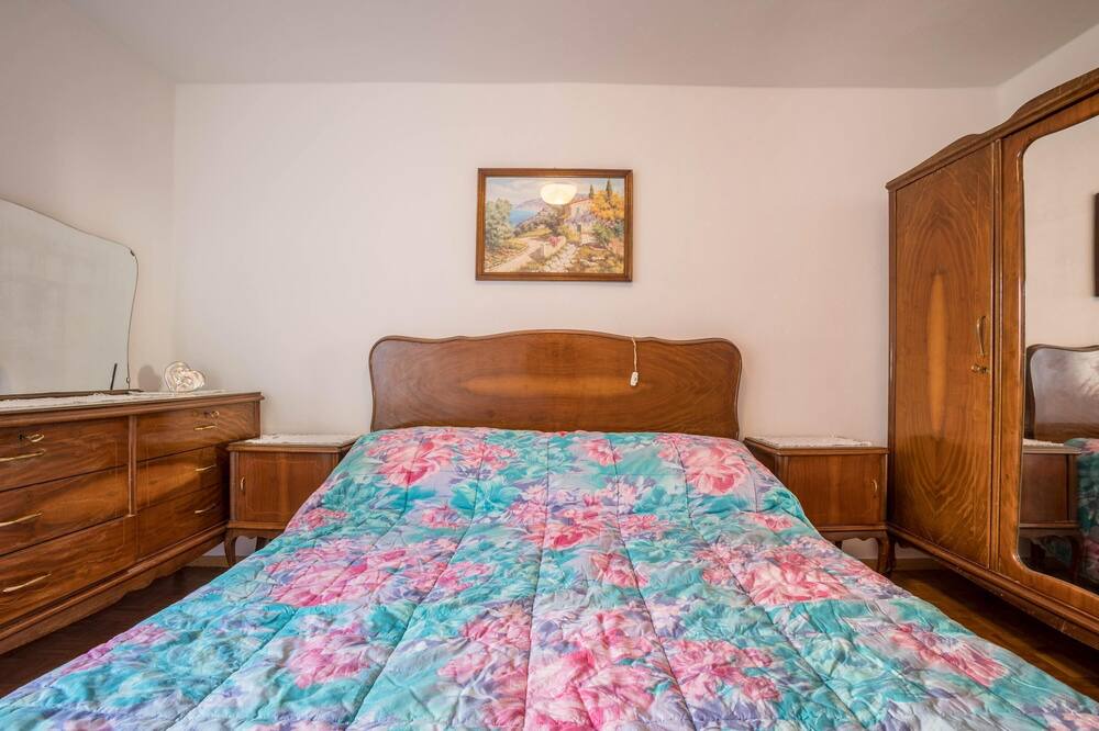Photo of Bedroom in Fiave