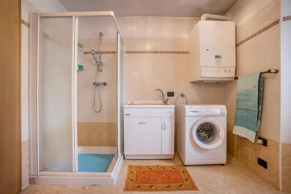 Photo of Bathroom in Fiave