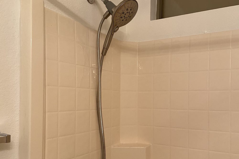 Photo of Bathroom in Mountain Vista Ranch
