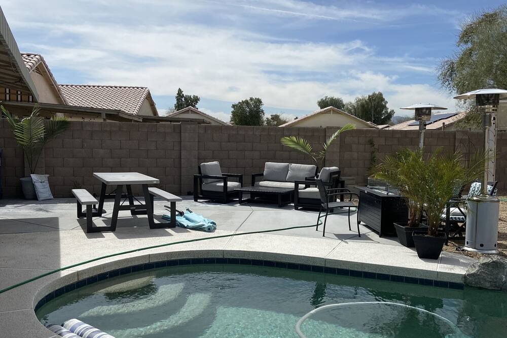 Photo of Outdoor in Mountain Vista Ranch