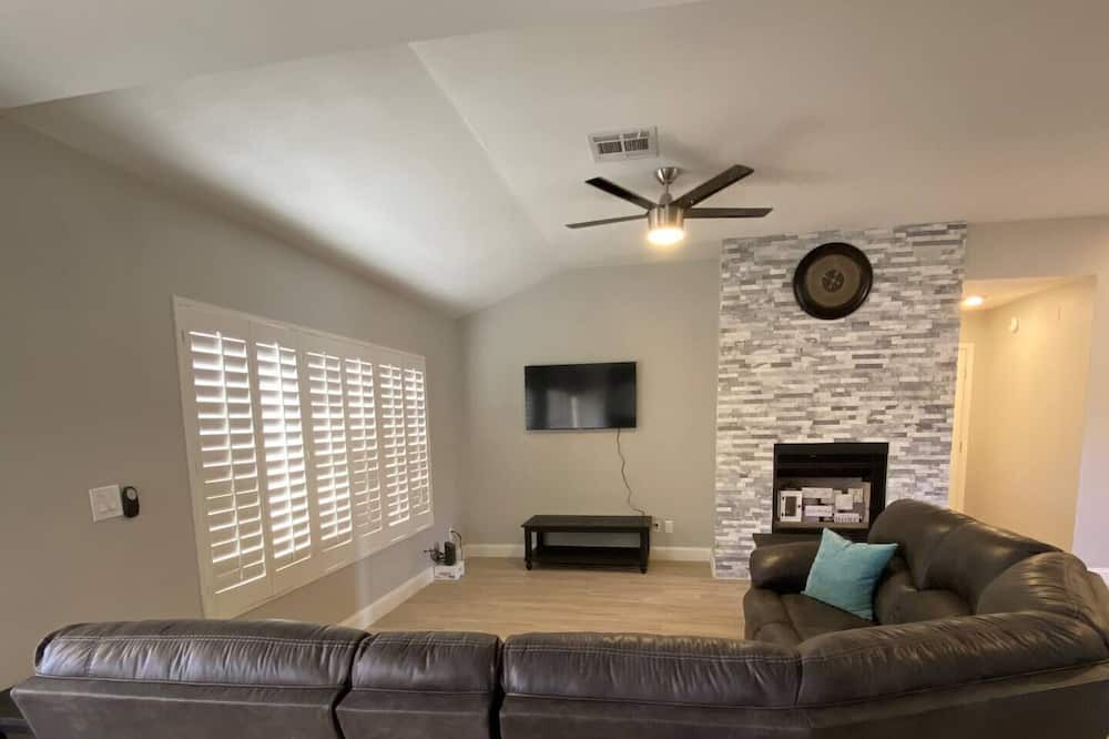Photo of Bedroom in Maryvale Village