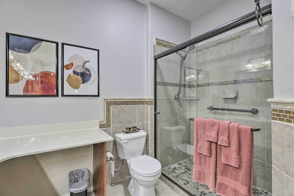 Photo of Bathroom in Parkwood Ranch