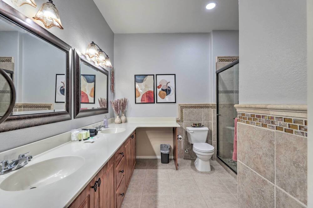 Photo of Bathroom in Parkwood Ranch