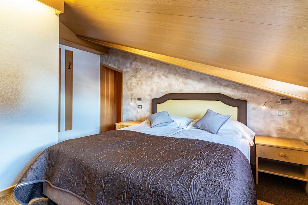 Photo of Bedroom in San Giovanni di Fassa