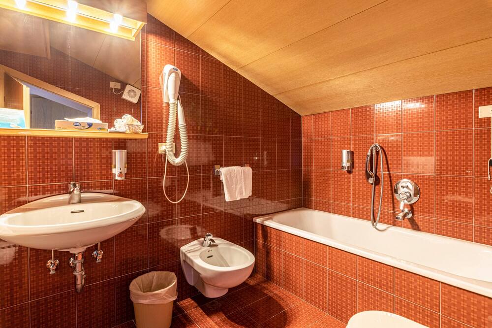 Photo of Bathroom in San Giovanni di Fassa