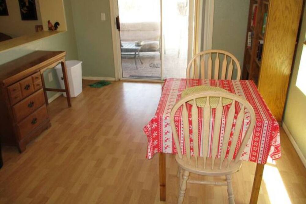 Photo of Livingroom in Tucson