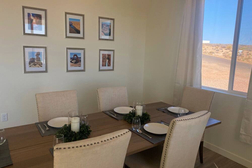 Photo of Livingroom in Greenehaven