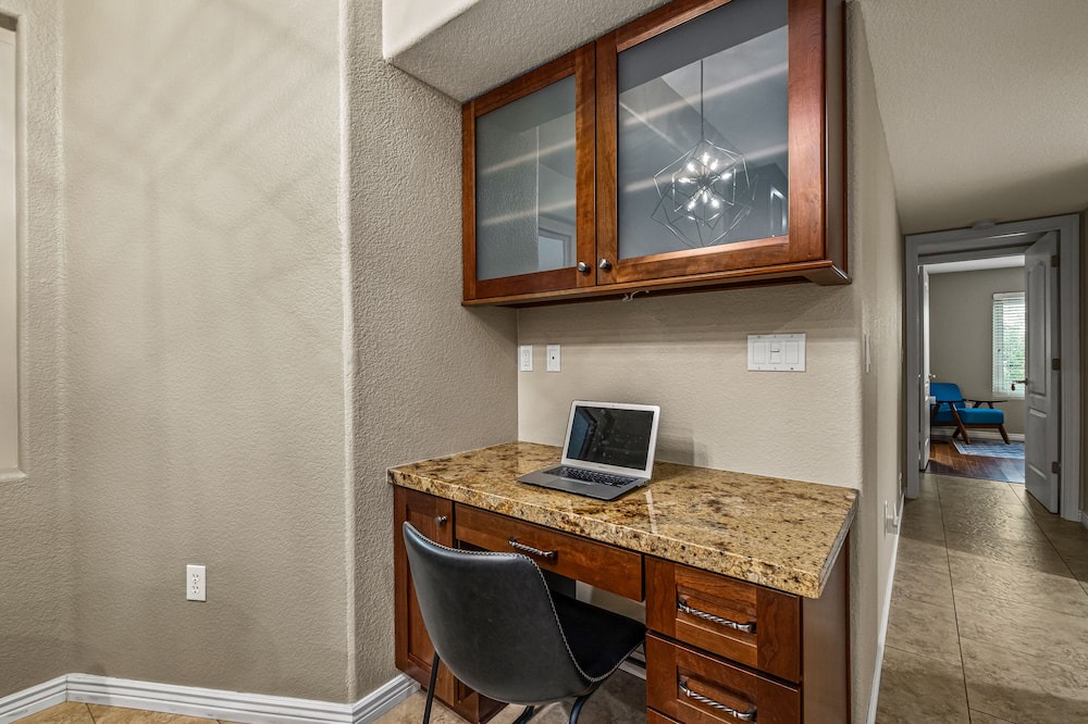 Photo of Bedroom in Paradise Valley Village