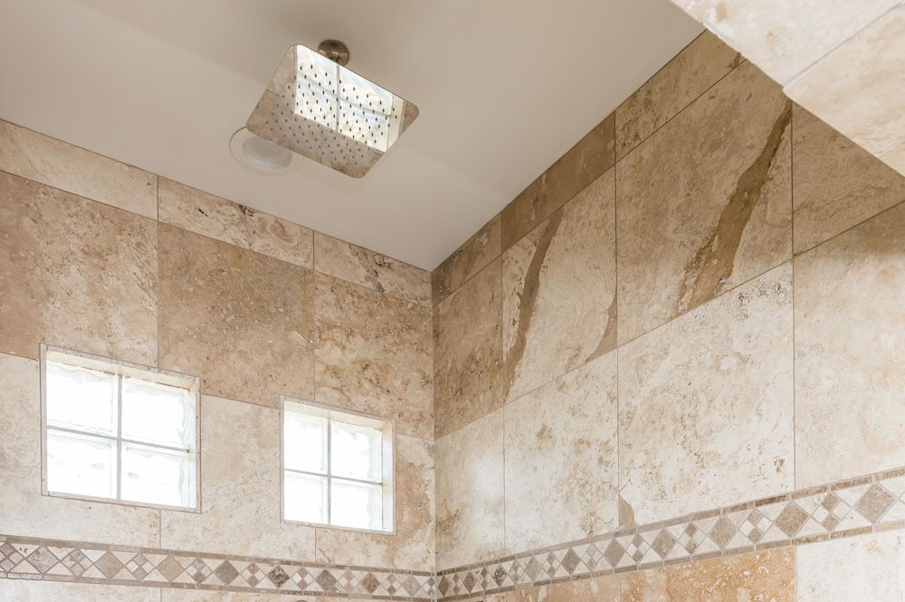 Photo of Bathroom in Pinnacle Peak