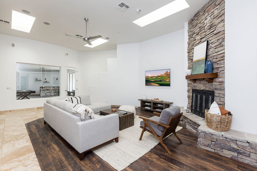 Photo of Livingroom in Pinnacle Peak