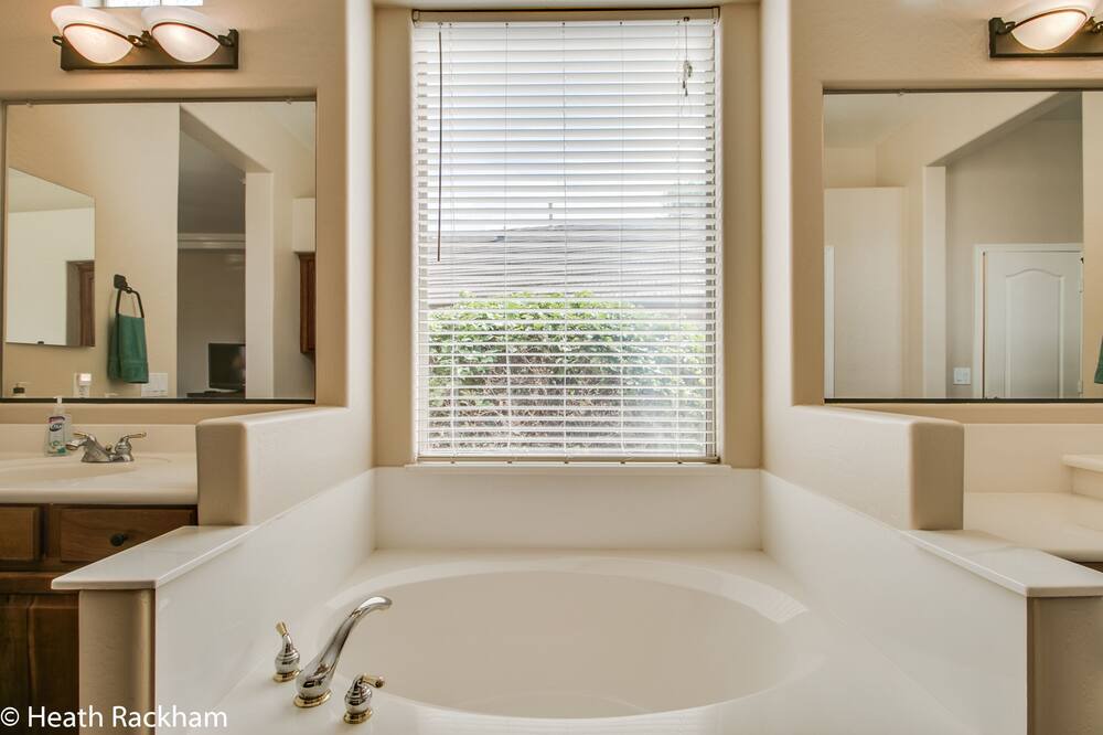 Photo of Bathroom in Wigwam Creek North
