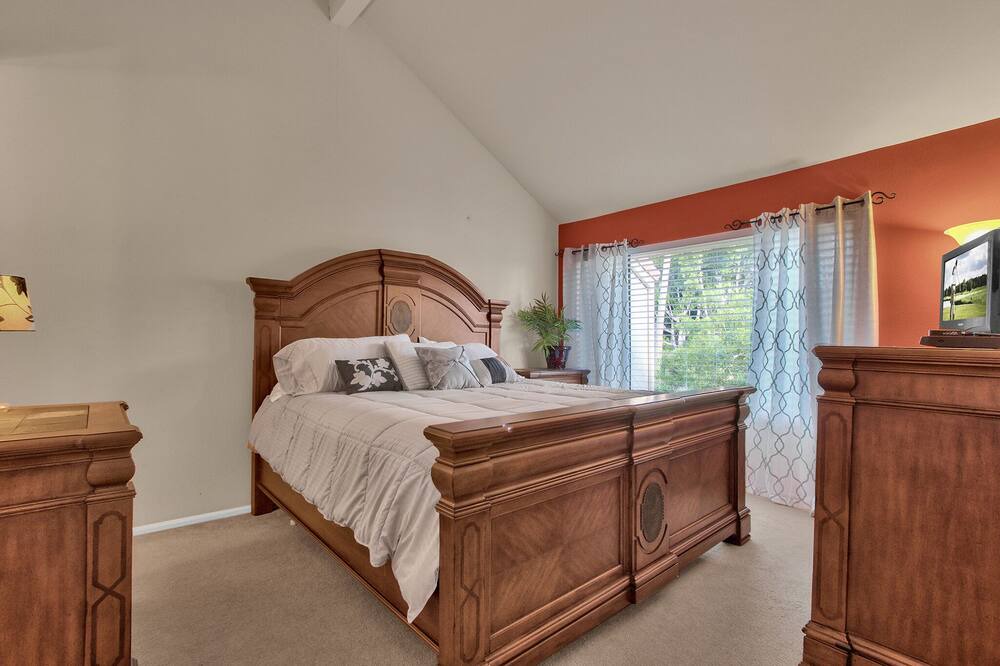 Photo of Bedroom in Scottsdale Ranch