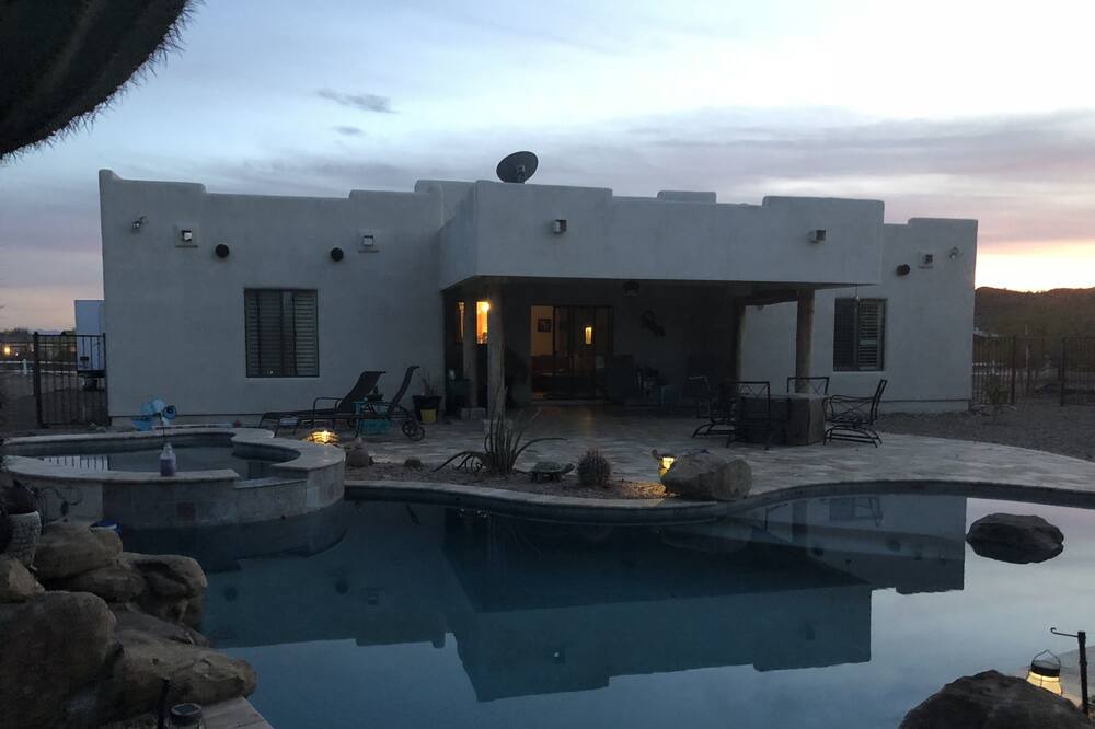 Photo of Outdoor in Surprise