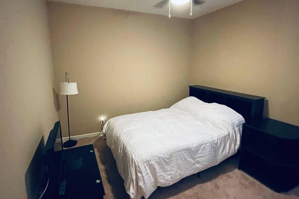 Photo of Bedroom in Glendale