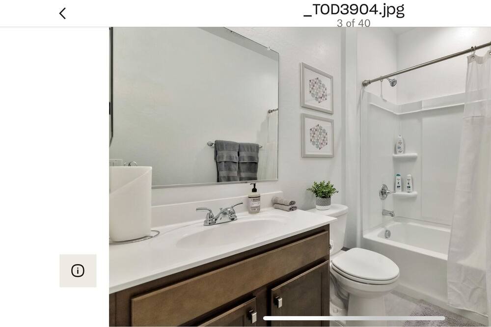 Photo of Bathroom in Vistancia