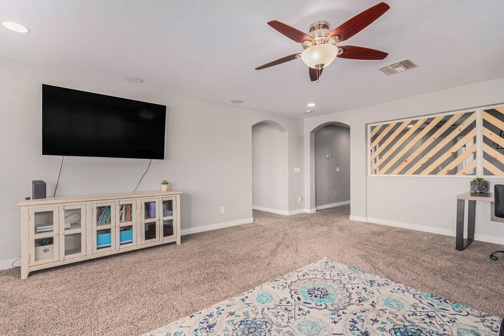 Photo of Bedroom in Stratford Estates
