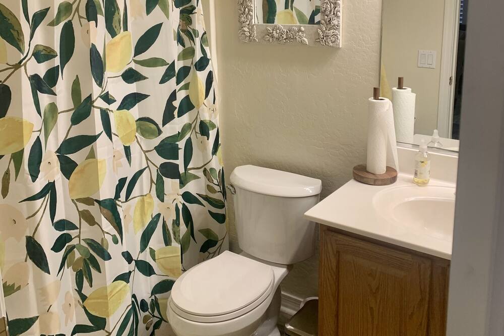Photo of Bathroom in Gold Canyon