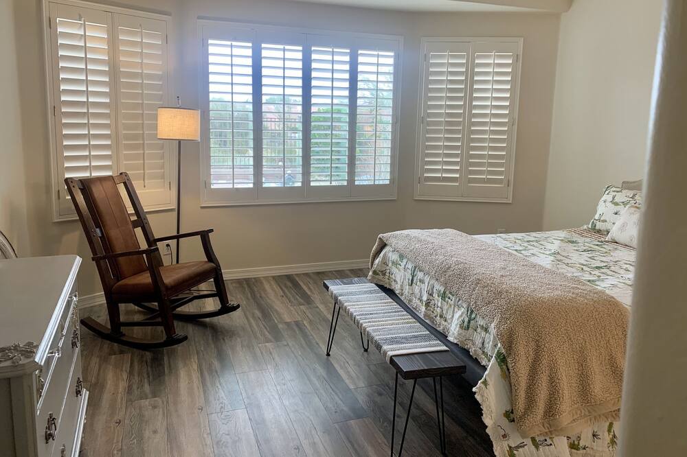 Photo of Bedroom in Gold Canyon