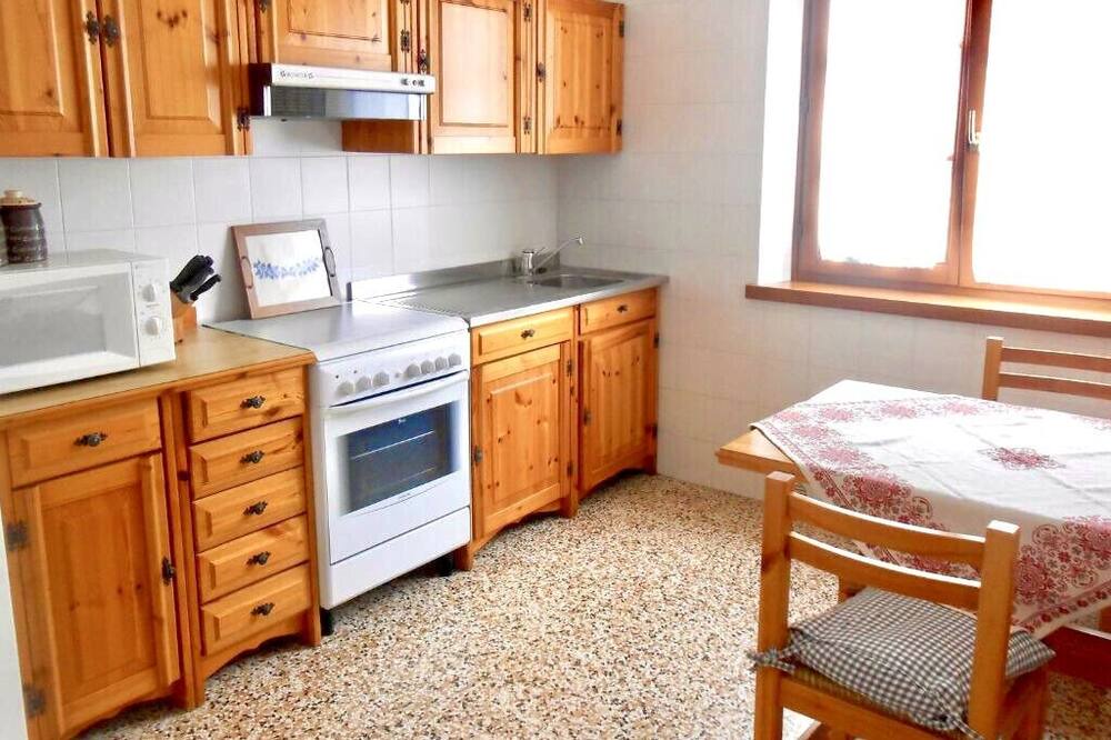 Photo of Kitchen in Ledro