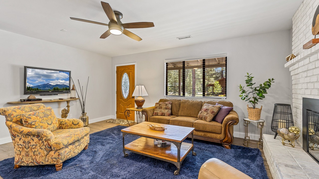 Photo of Livingroom in Munds Park