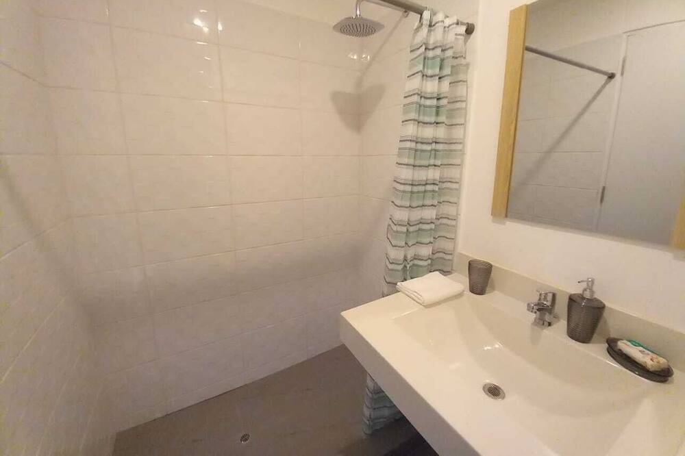 Photo of Bathroom in La Victoria