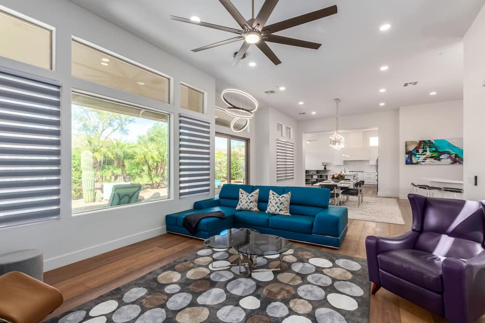 Photo of Livingroom in Vistancia