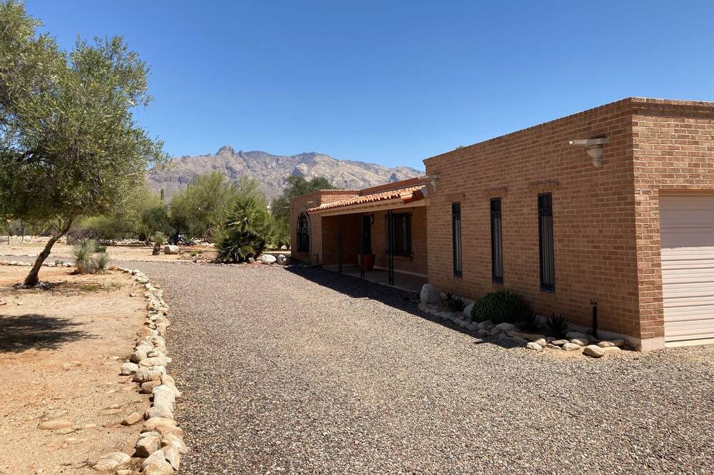 Photo of Outdoor in Catalina Foothills Estates
