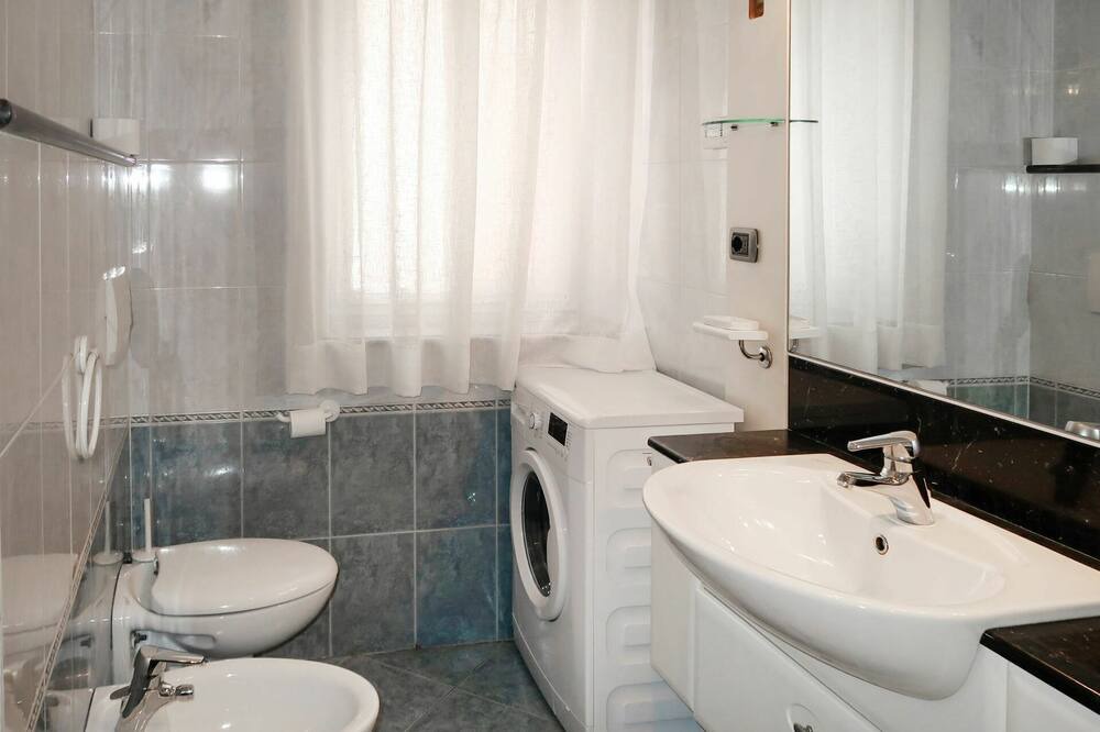 Photo of Bathroom in Caldonazzo