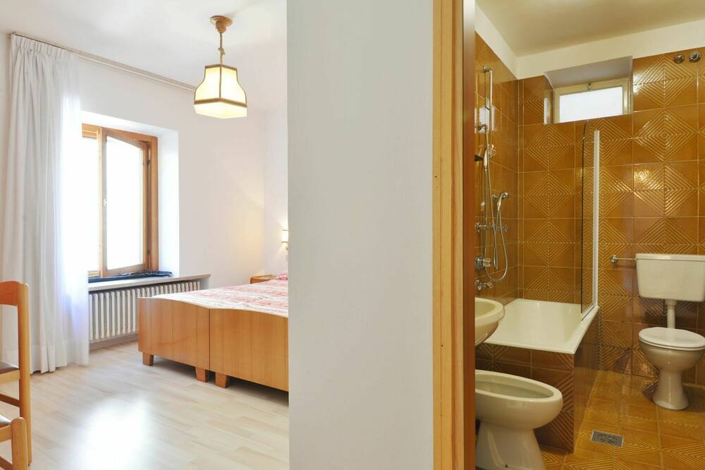 Photo of Bathroom in Moena
