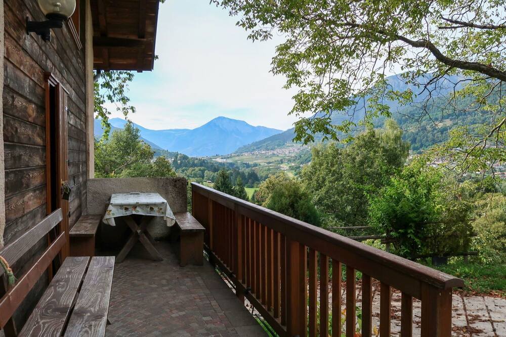 Photo of Outdoor in Calceranica al Lago