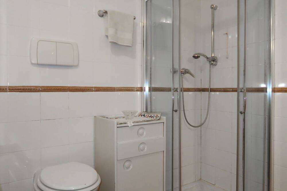 Photo of Bathroom in Vattaro