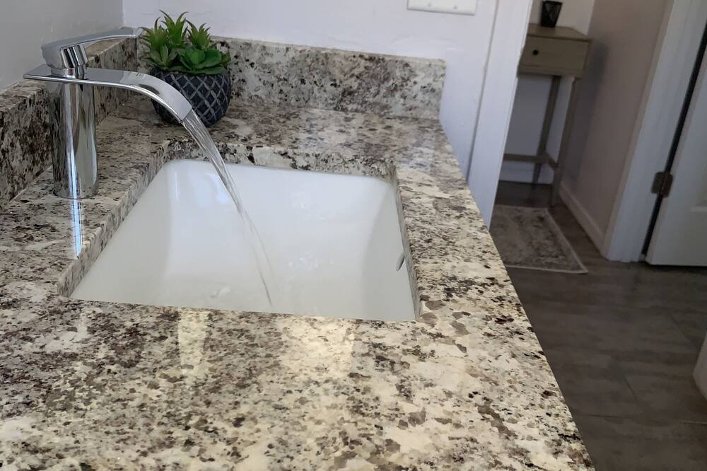 Photo of Bathroom in Continental Ranch