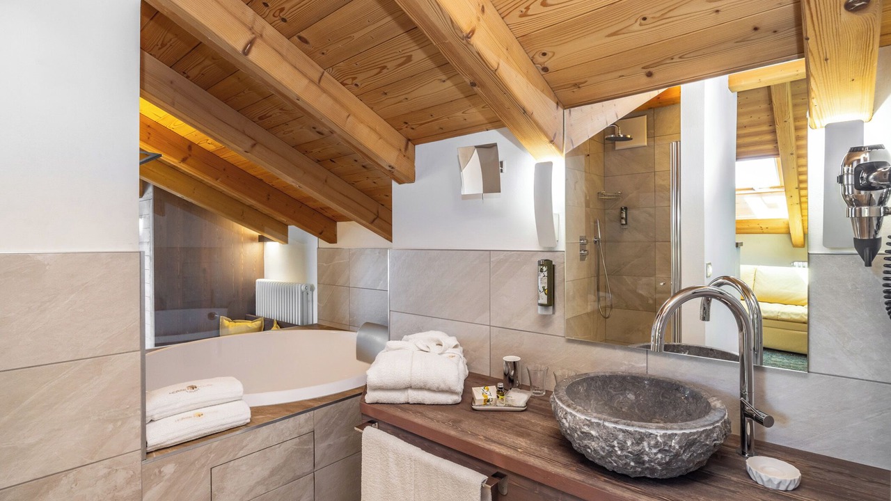 Photo of Bathroom in Romallo