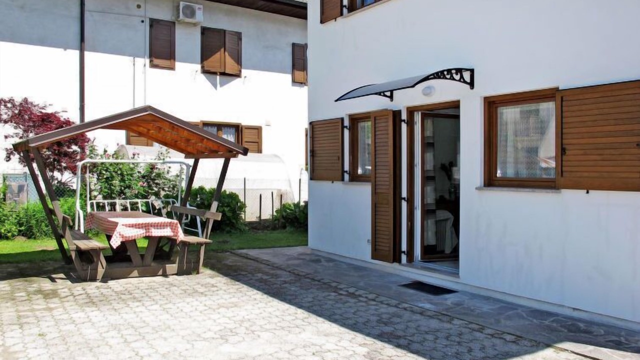 Photo of Outdoor in Calceranica al Lago
