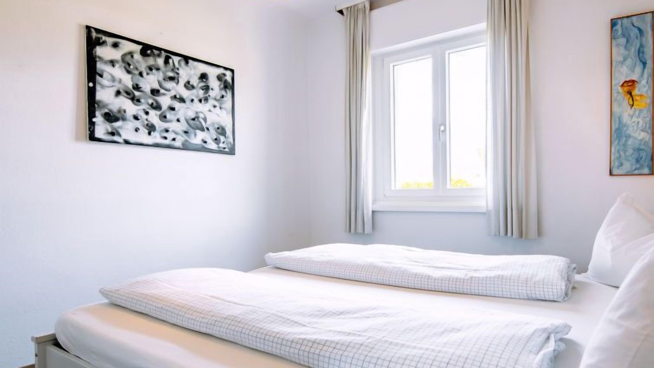 Photo of Bedroom in Calceranica al Lago