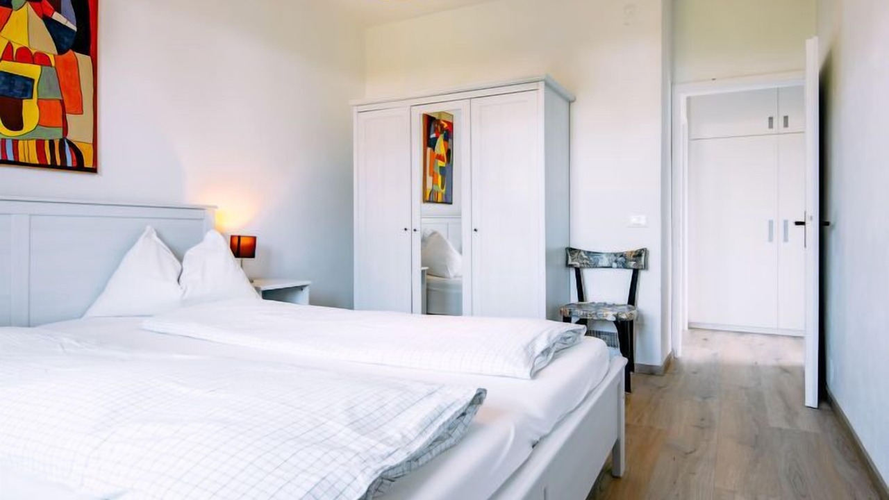 Photo of Bedroom in Calceranica al Lago