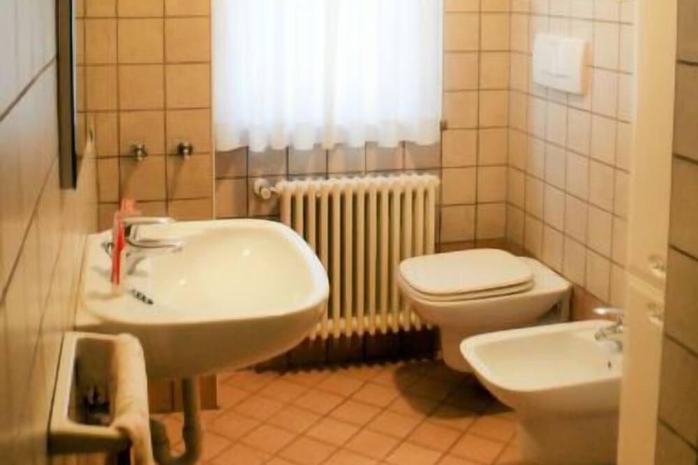 Photo of Bathroom in Caldonazzo