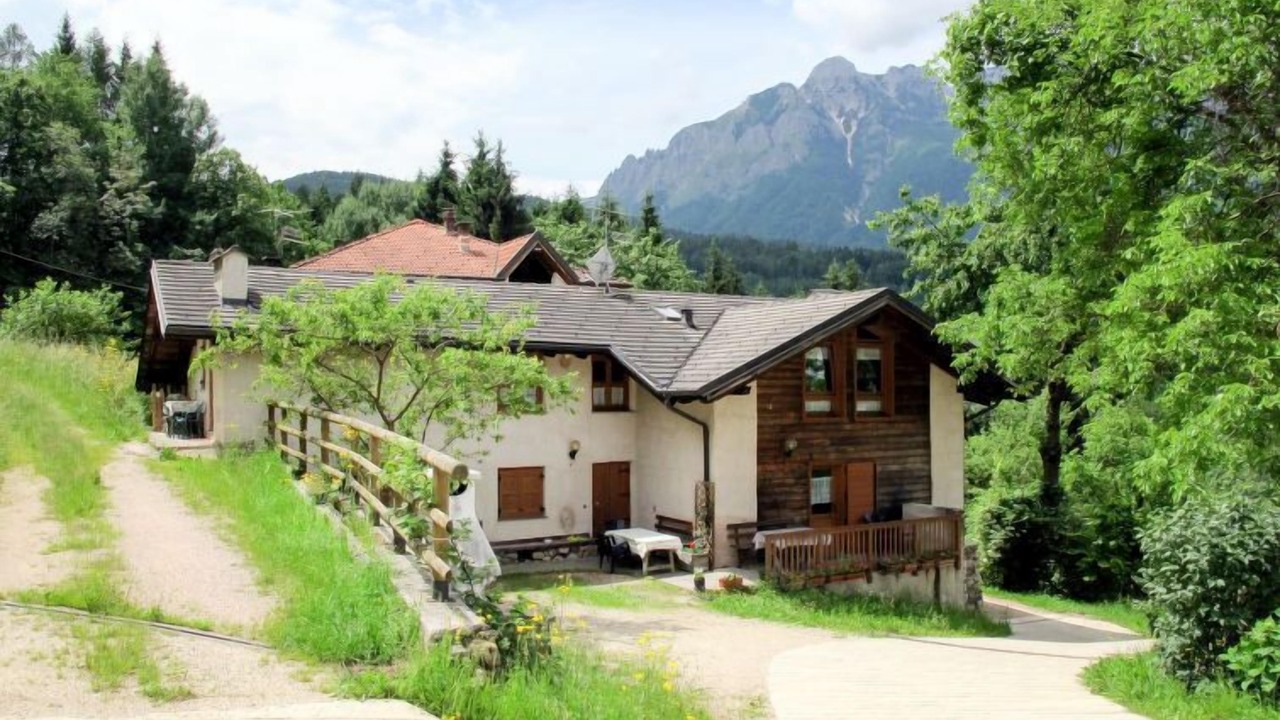 Photo of Outdoor in Calceranica al Lago