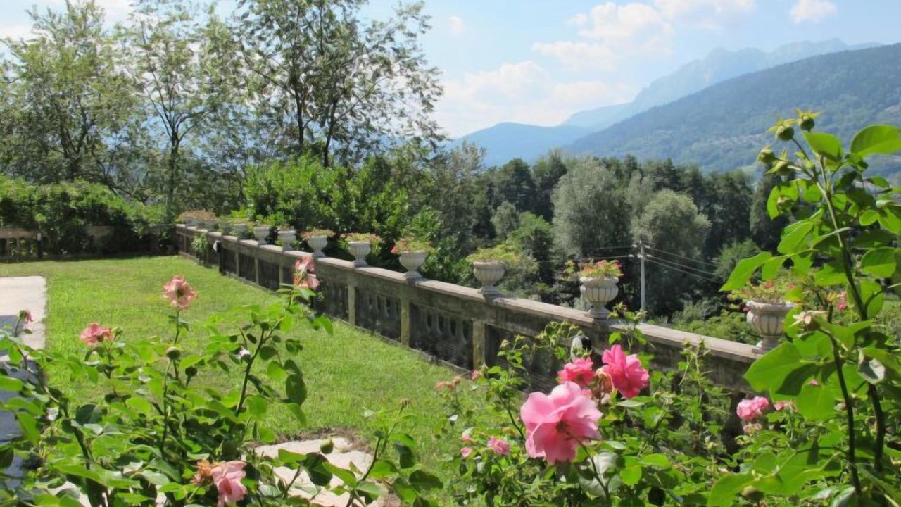 Photo of Outdoor in Susa