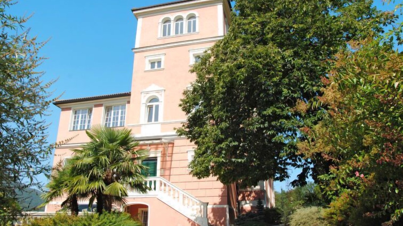 Photo of Outdoor in Susa