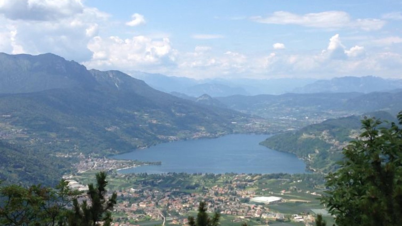 Photo of Others in Calceranica al Lago