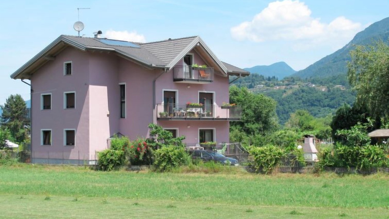 Photo of Outdoor in Calceranica al Lago