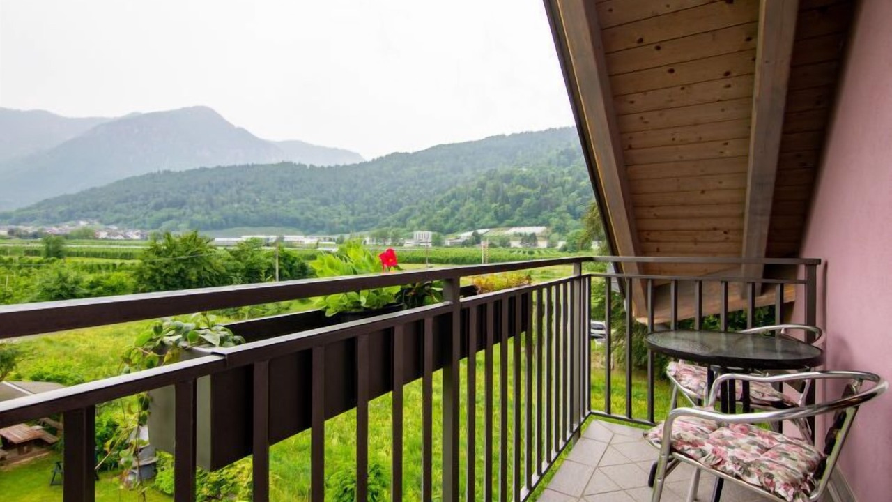 Photo of Outdoor in Calceranica al Lago