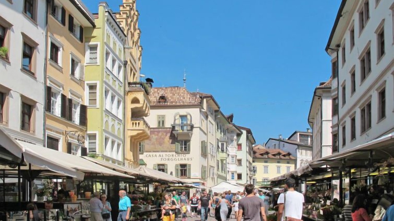 Photo of Outdoor in Postal