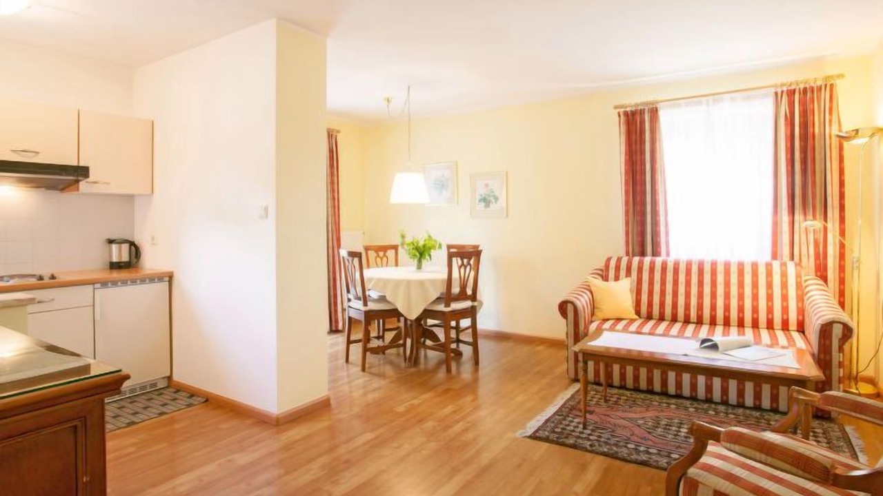 Photo of Livingroom in Postal