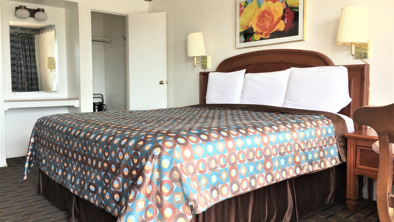 Photo of Bedroom in Kingman