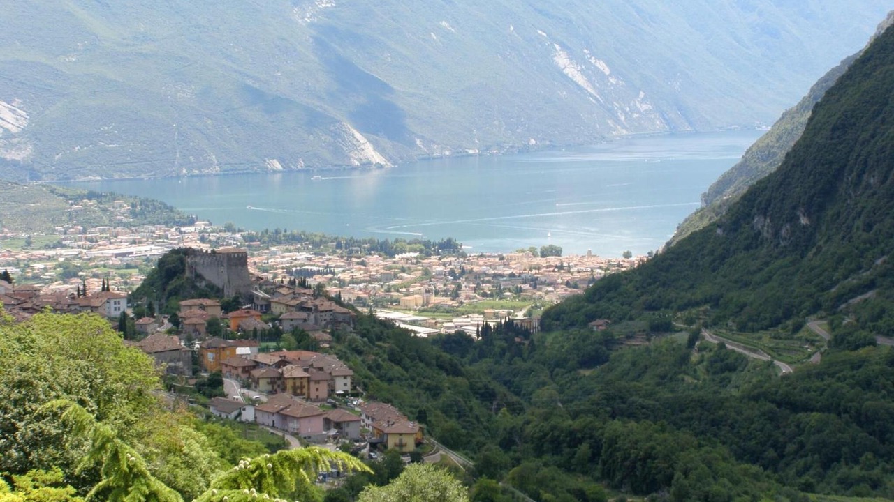 Photo of Outdoor in Tenno