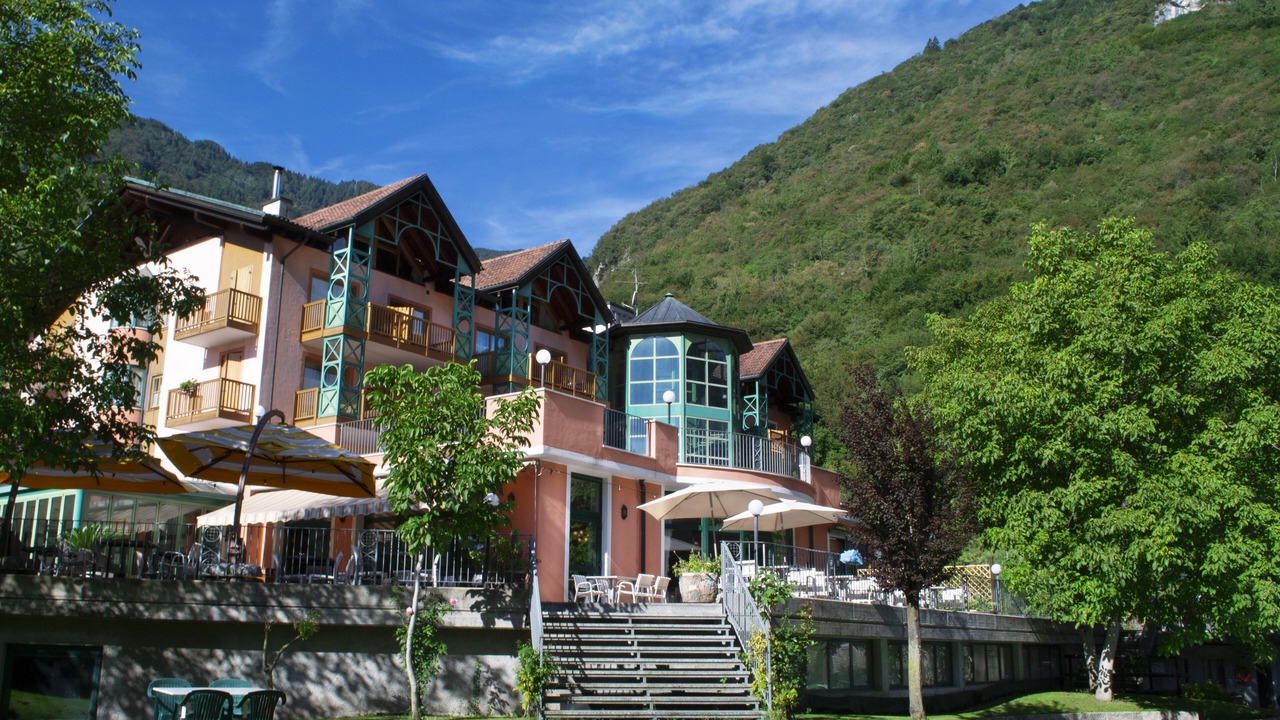 Photo of Outdoor in Tenno